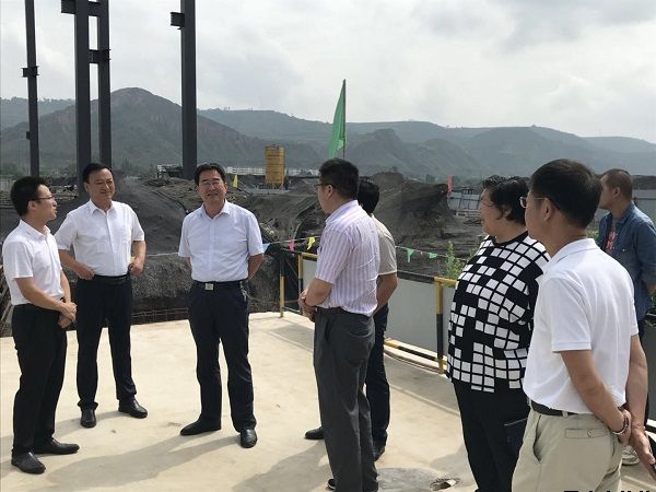 市人大常委會黨組副書記、副主任樊文浩一行調(diào)研泓源公司項目建設(shè)情況(圖2)