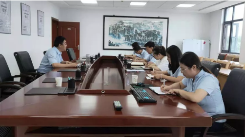 泓源公司法律事務部召開上半年工作總結會暨員工懇談會(圖1)